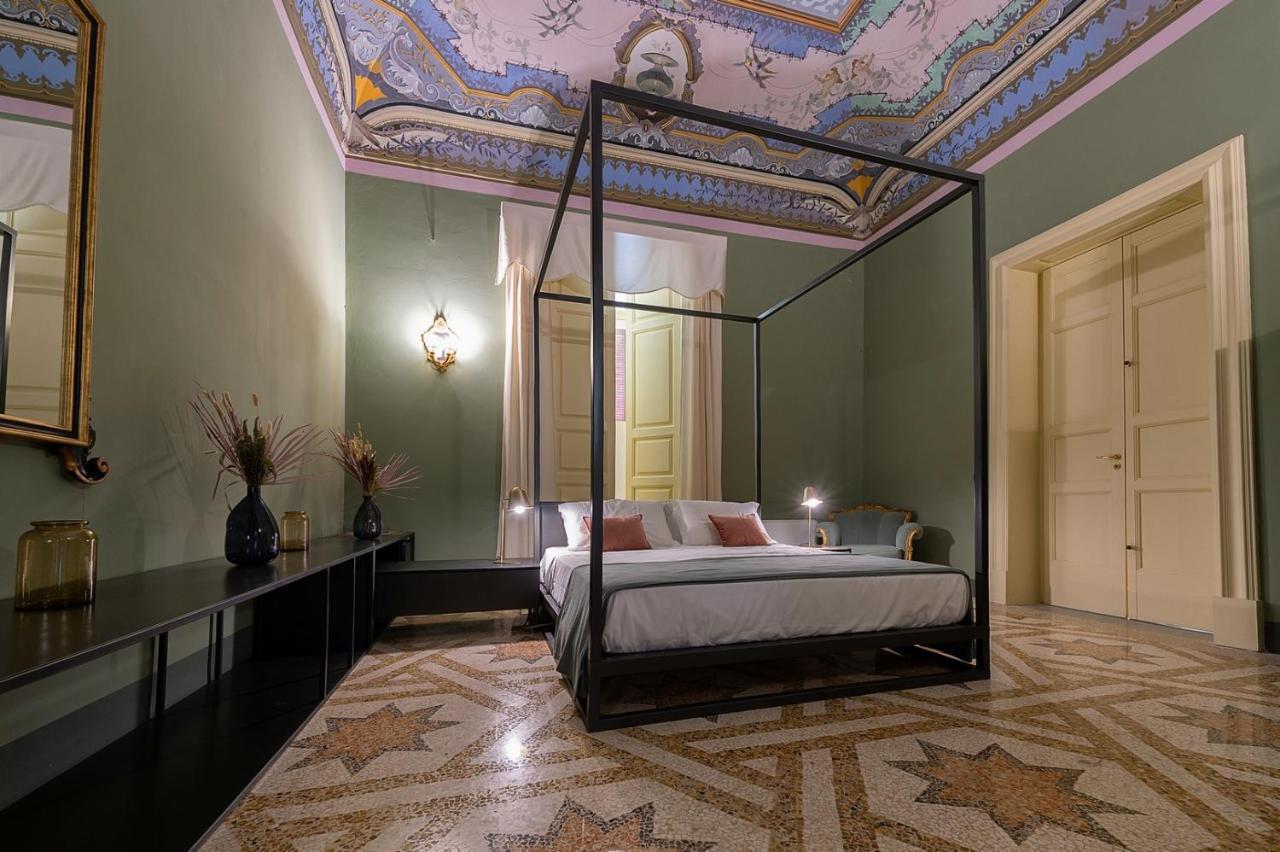 Palazzo Francesco Grassi Aradeo Exterior foto