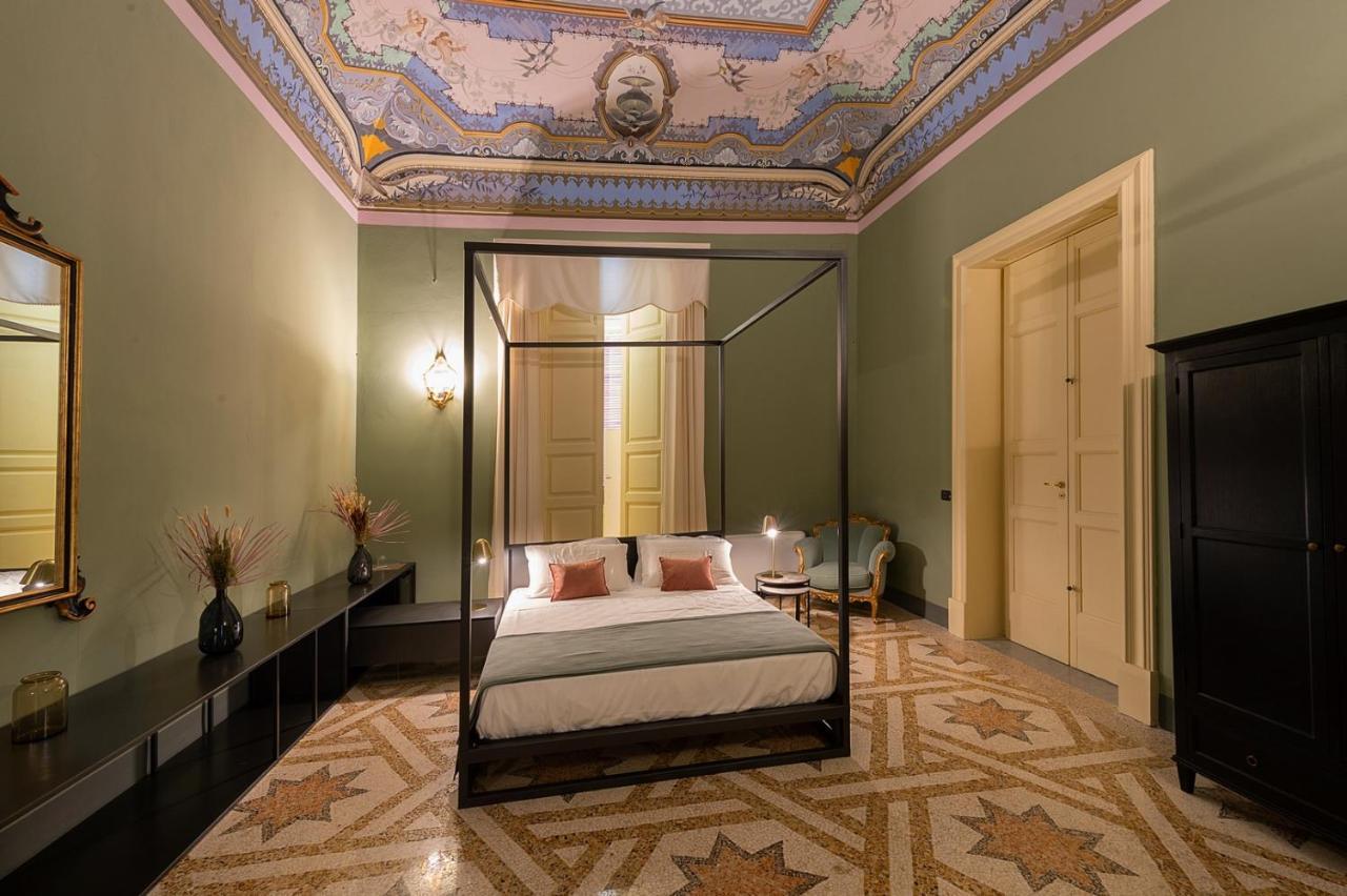 Palazzo Francesco Grassi Aradeo Exterior foto